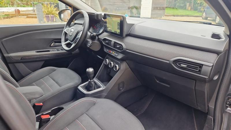 Dacia Jogger 1.0 Eco-G 100 Extreme + - 7 places Entretien constructeur