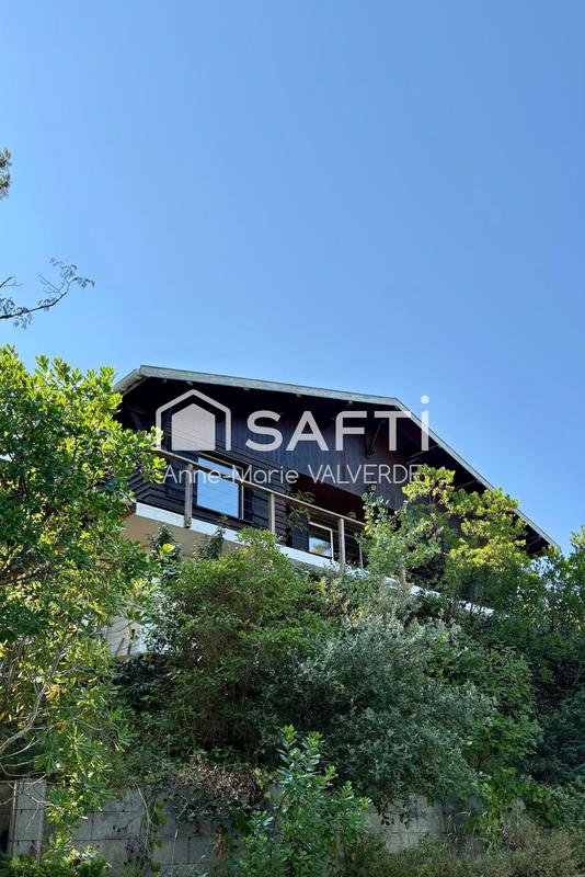 Châlet - 146 m² - 5 pièces