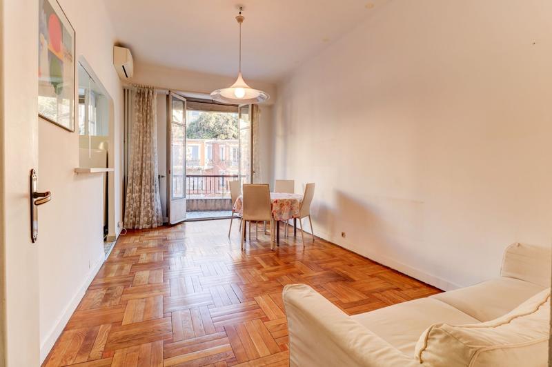 Appartement - 80 m² - 3 pièces