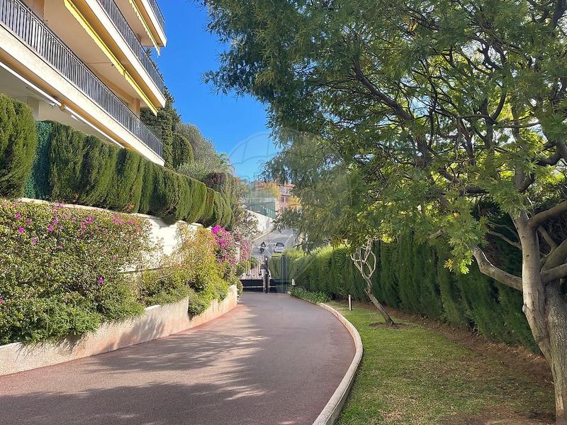 Appartement - 61 m² - 2 pièces