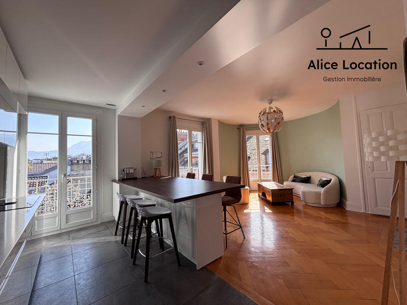 Appartement - 109 m² - 4 pièces