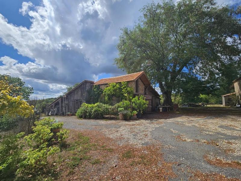 Maison - 195 m² - 7 pièces