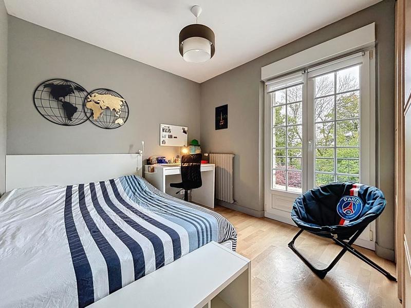 Maison - 138 m² - 7 pièces