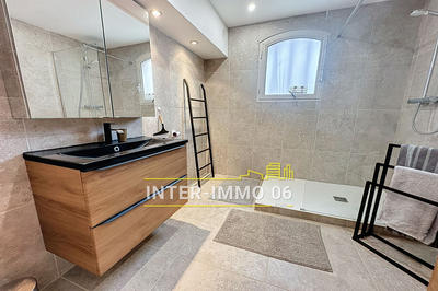 Villa - 178 m² - 7 pièces