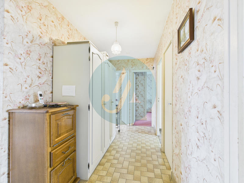 Maison - 186 m² - 7 pièces