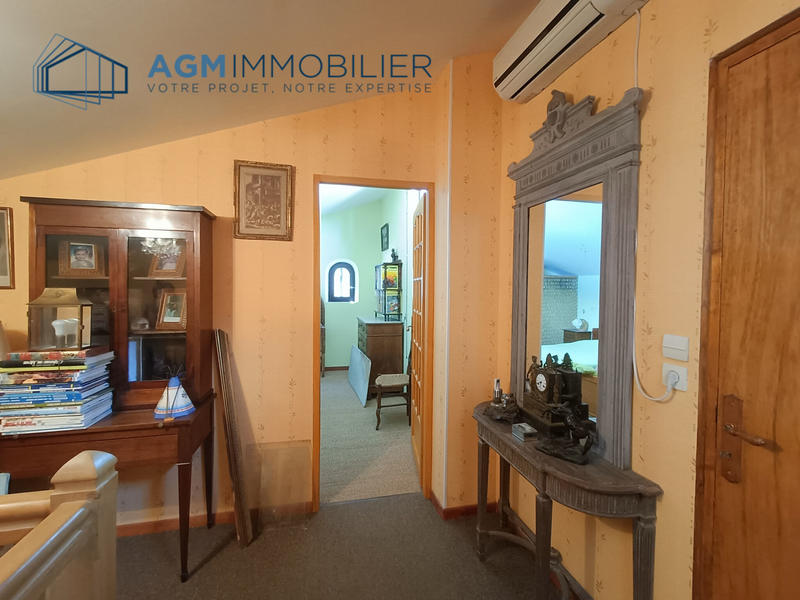 Villa - 104 m² - 6 pièces