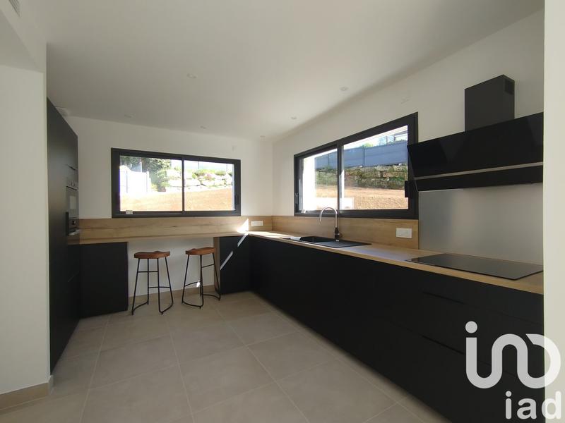 Maison - 142 m² - 5 pièces