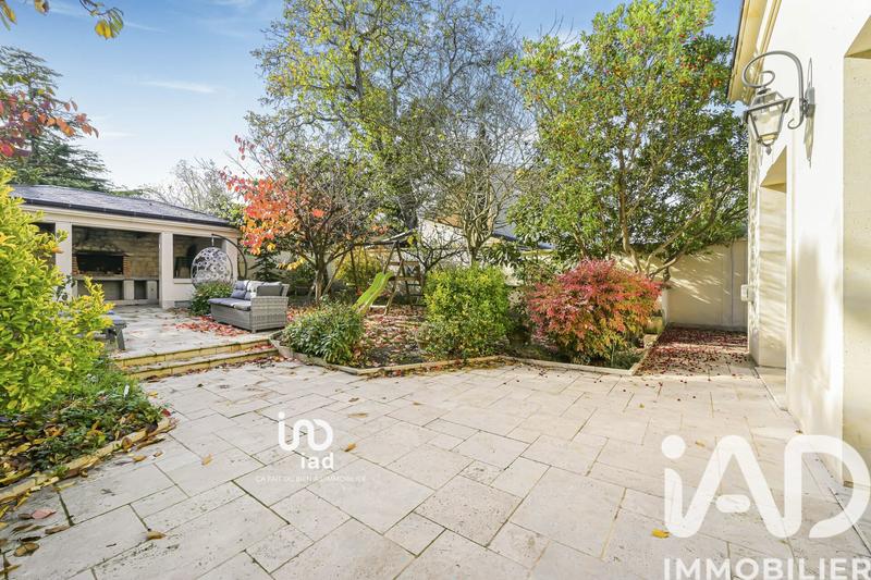 Maison - 192 m² - 6 pièces