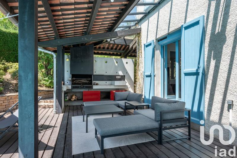 Maison - 152 m² - 6 pièces