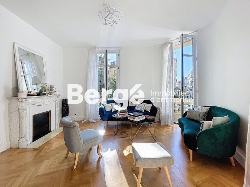 Bureau - 130 m² - 4 pièces