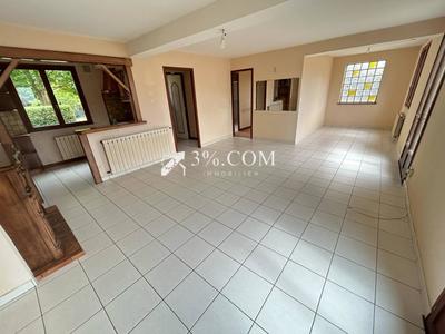 Maison - 92 m² - 5 pièces