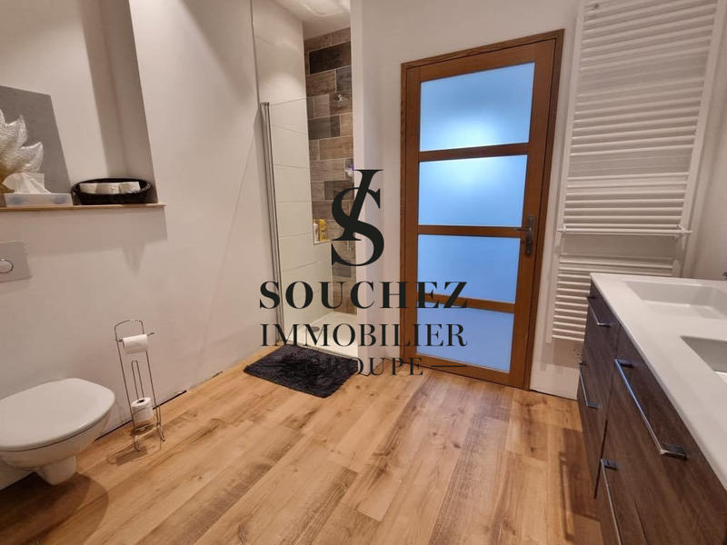 Maison - 188 m² - 7 pièces