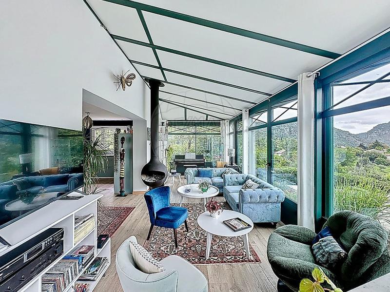 Villa - 185 m² - 7 pièces