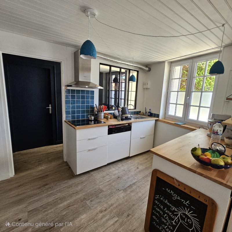 Maison - 92 m² - 5 pièces