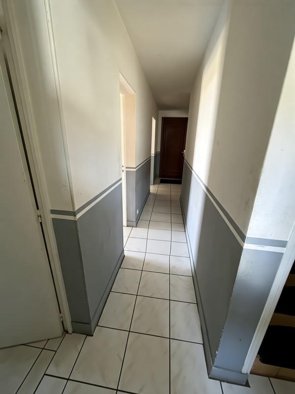 Maison - 121 m² - 6 pièces