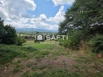 Terrain - 1 800 m²