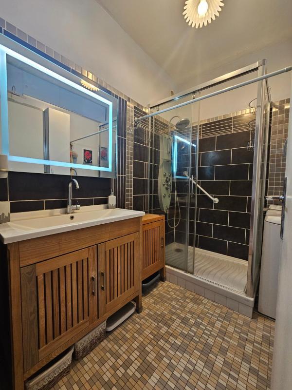 Appartement - 84 m² - 4 pièces