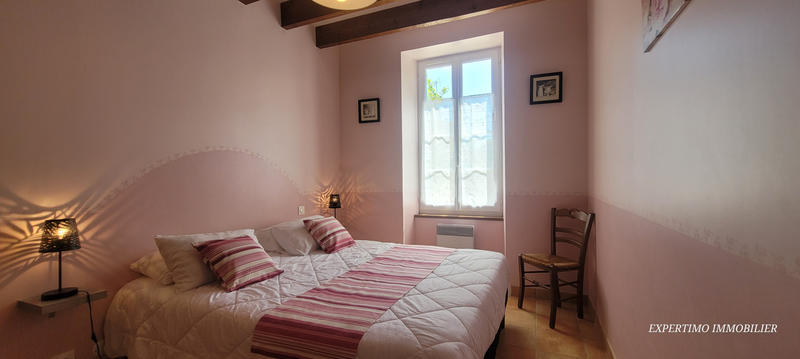 Propriété - 286 m² - 15 pièces