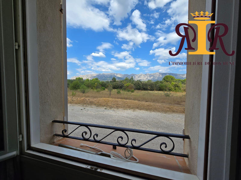 Maison - 334 m² - 10 pièces