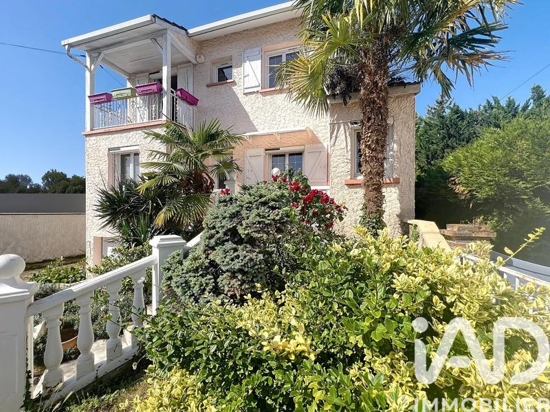 Maison - 139 m² - 5 pièces