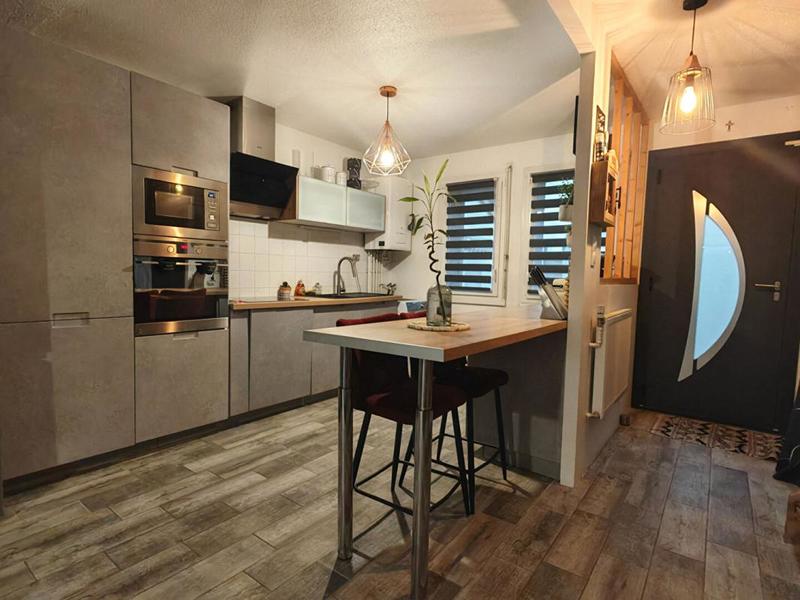 Maison - 85 m² - 4 pièces