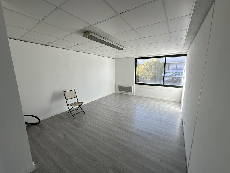 Local commercial - 560 m²