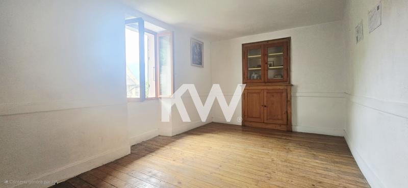 Maison - 92 m² - 4 pièces