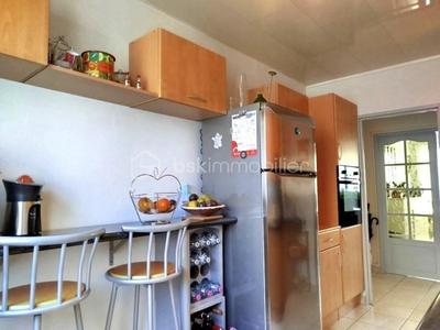 Appartement - 92 m² - 5 pièces