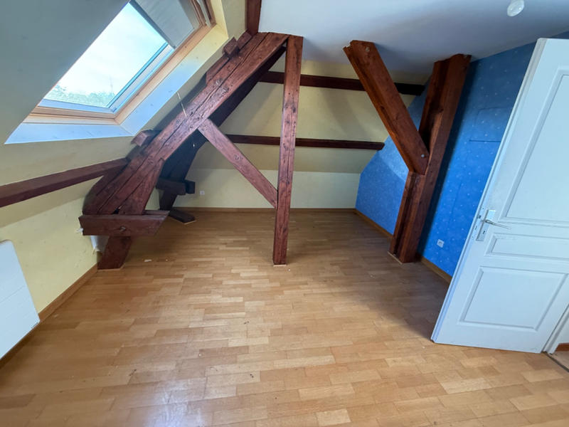 Maison - 270 m² - 7 pièces