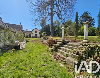 Maison de village - 264 m² - 10 pièces