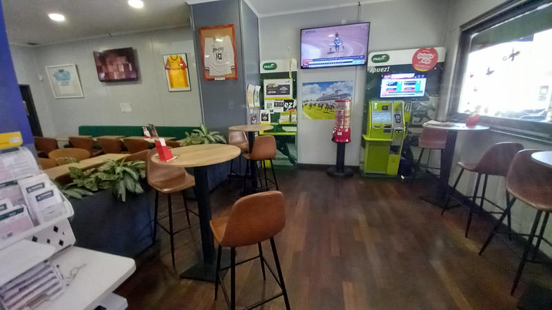 Local commercial - 183 m²