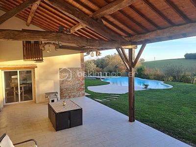 Longère - 275 m² - 7 pièces