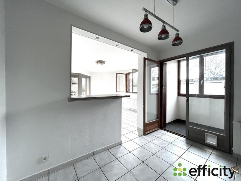 Appartement - 81 m² - 4 pièces