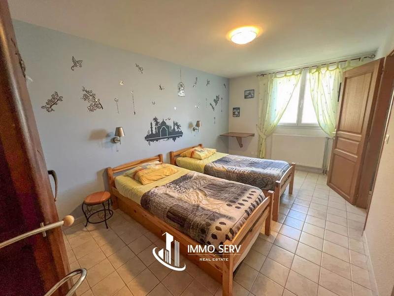 Maison chambre d'hôtes - 300 m² - 12 pièces