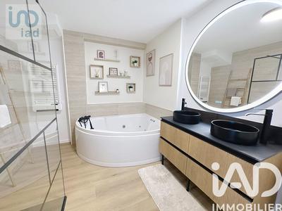 Appartement - 100 m² - 4 pièces