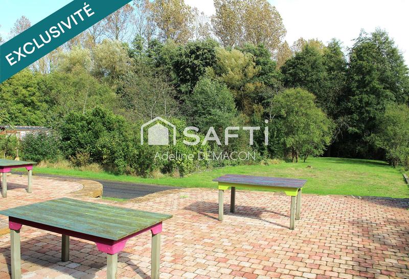 Maison - 300 m² - 9 pièces