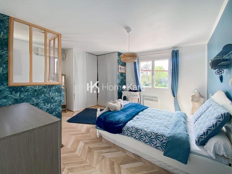 Maison - 90 m² - 4 pièces