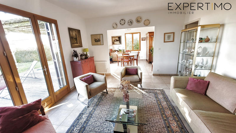 Maison - 200 m² - 8 pièces