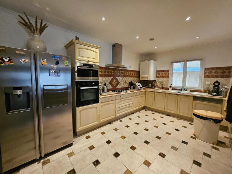 Immeuble - 700 m² - 4 pièces