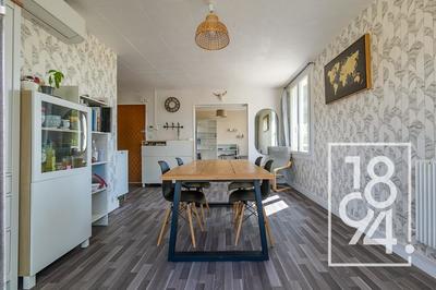 Appartement - 85 m² - 4 pièces