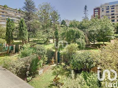 Appartement - 100 m² - 4 pièces