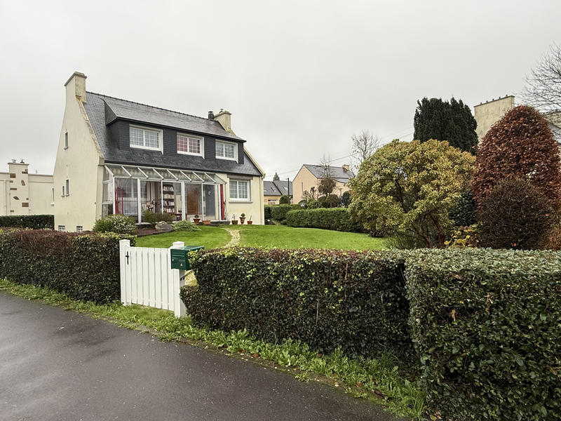 Maison - 123 m² - 6 pièces