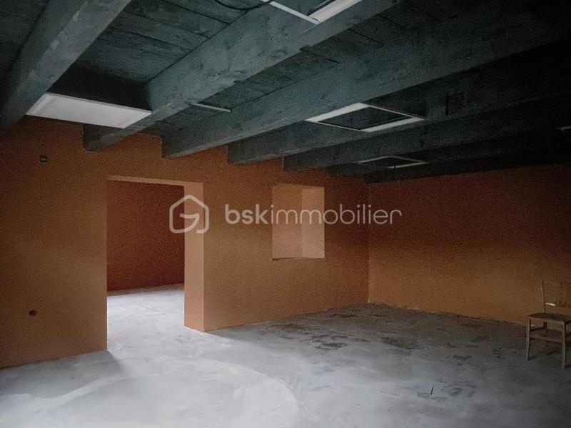 Bureau - 308 m² - 6 pièces