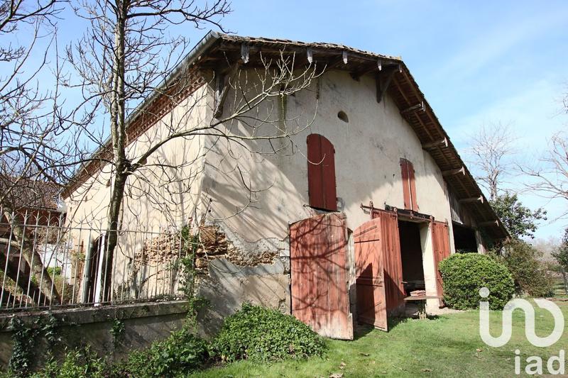 Maison - 411 m² - 9 pièces