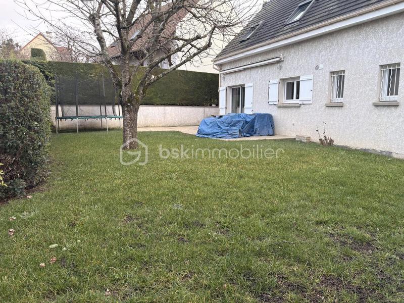 Pavillon - 138 m² - 7 pièces