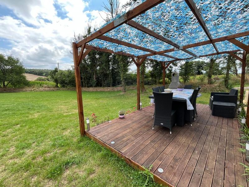 Maison - 230 m² - 7 pièces