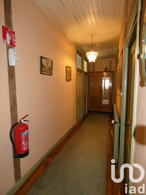 Maison de village - 300 m² - 10 pièces