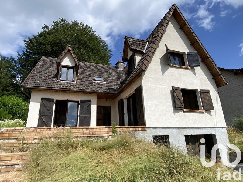 Maison - 216 m² - 7 pièces