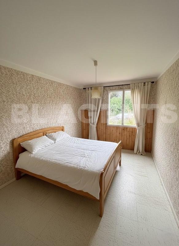 Maison - 172 m² - 9 pièces