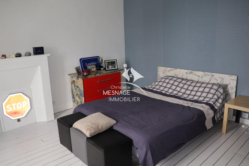 Maison - 224 m² - 8 pièces